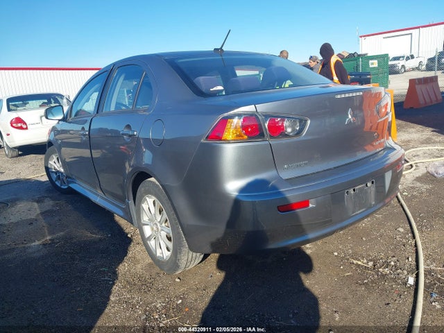 2015 MITSUBISHI LANCER JA32U2FU1FU005422 Photo 2