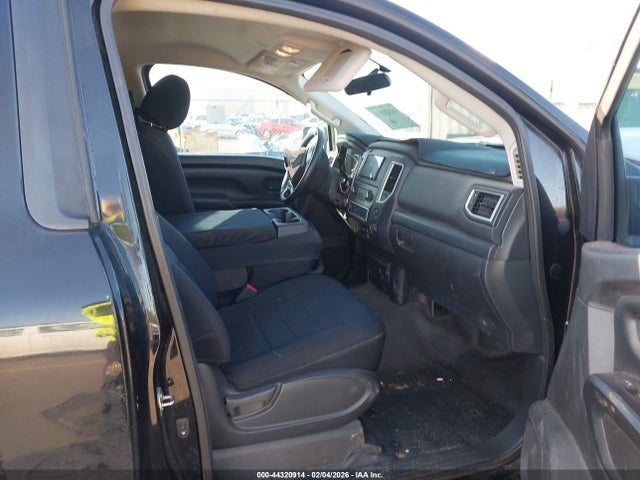 1N6AA1R79HN517882 Nissan TITAN S