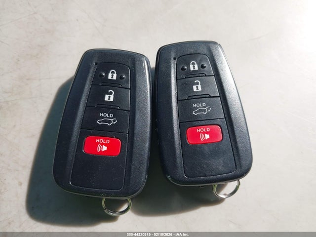 JTMY1RFV7ND086771 Toyota Rav4 Limited
