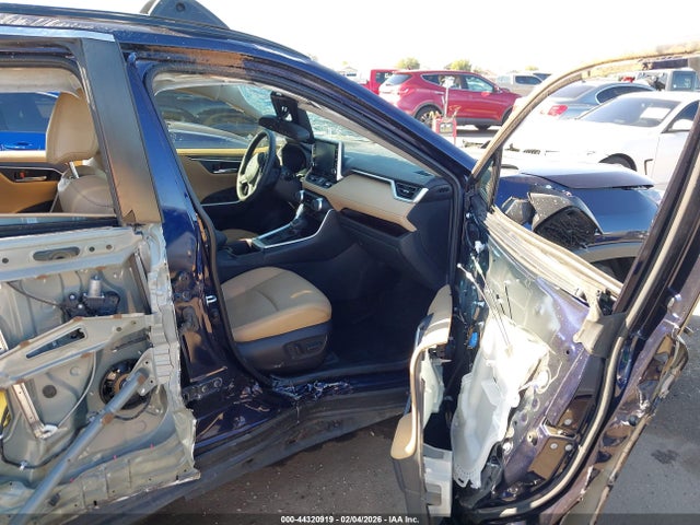 JTMY1RFV7ND086771 Toyota Rav4 Limited