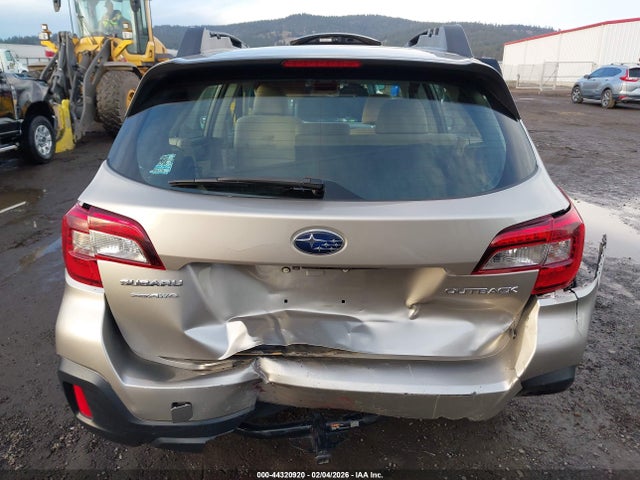 Subaru Outback 2.5i 2018 4S4BSAAC3J3383378 Image 16