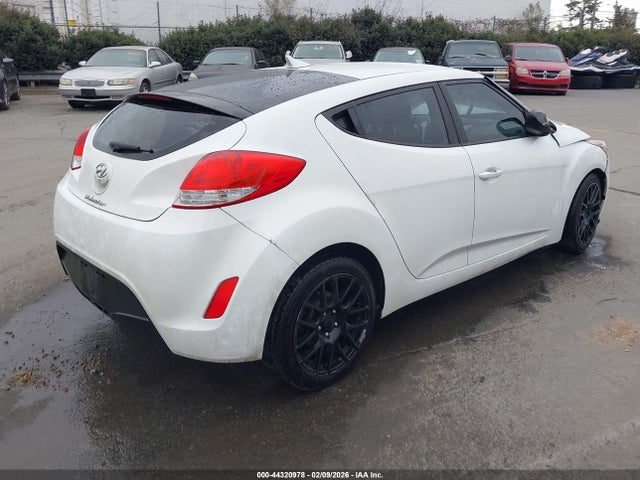 44320978 :رقم المزاد ، KMHTC6AD0GU262494 vin ، 2016 Hyundai Veloster مزاد بيع