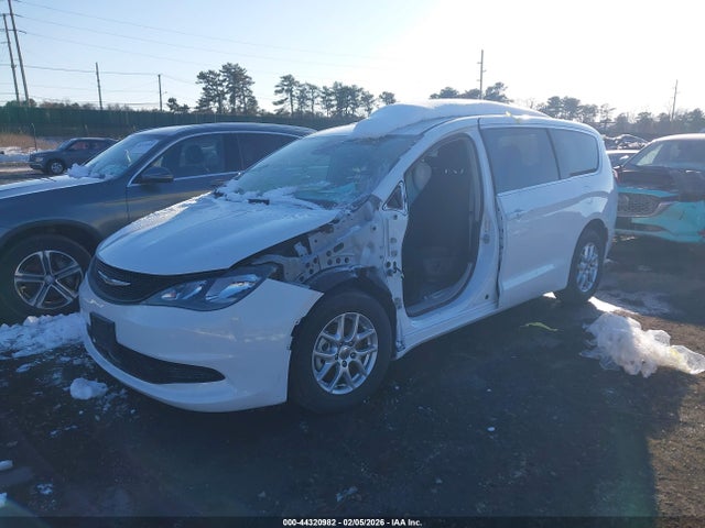 Продаж на аукціоні авто 2023 Chrysler Voyager Lx, vin: 2C4RC1CG7PR574799, номер лоту: 44320982
