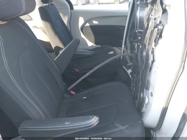 Продаж на аукціоні авто 2023 Chrysler Voyager Lx, vin: 2C4RC1CG7PR574799, номер лоту: 44320982