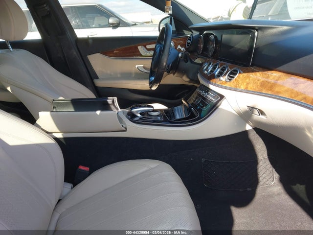 Aukcja sprzedaży 2017 Mercedes-benz E 300, vin: WDDZF4JB5HA027607, numer aukcji: 44320994