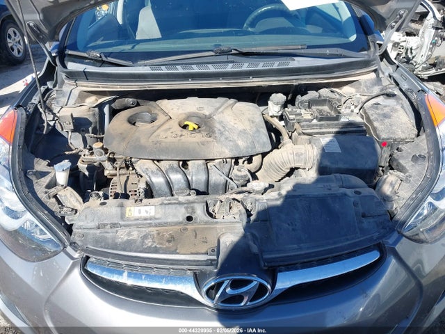 Продажа на аукционе авто 2013 Hyundai Elantra Gls, vin: 5NPDH4AE4DH390184, номер лота: 44320995