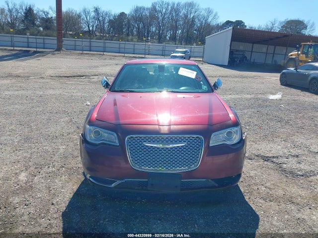 2C3CCAAG5GH161119 Chrysler 300 Limited