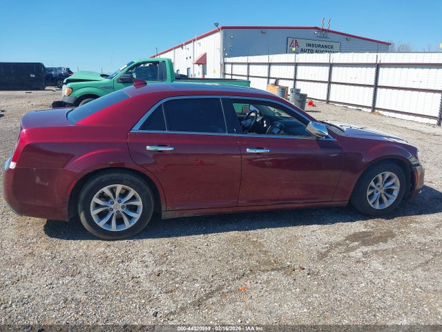 2C3CCAAG5GH161119 Chrysler 300 Limited