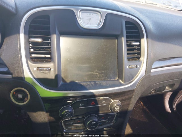 2C3CCAAG5GH161119 Chrysler 300 Limited