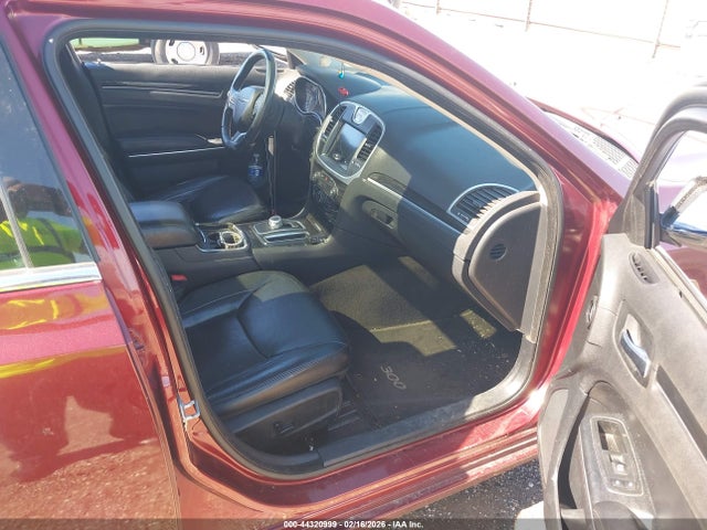 2C3CCAAG5GH161119 Chrysler 300 Limited