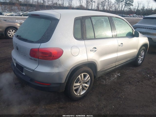 2012 VOLKSWAGEN TIGUAN WVGAV7AX4CW529409 Photo 3