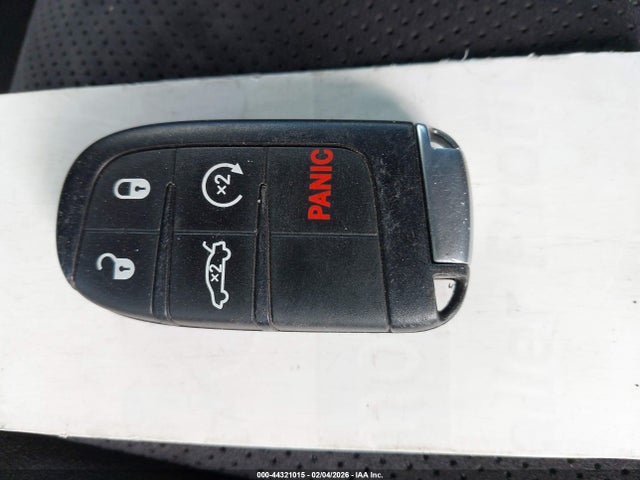 2C3CDZJG2MH660452 Dodge Challenger Gt