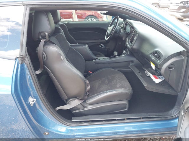 2C3CDZJG2MH660452 Dodge Challenger Gt
