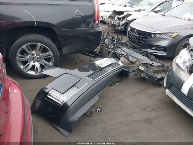 1GYS3JKJ6KR310285 Cadillac Escalade Esv Premium Luxury