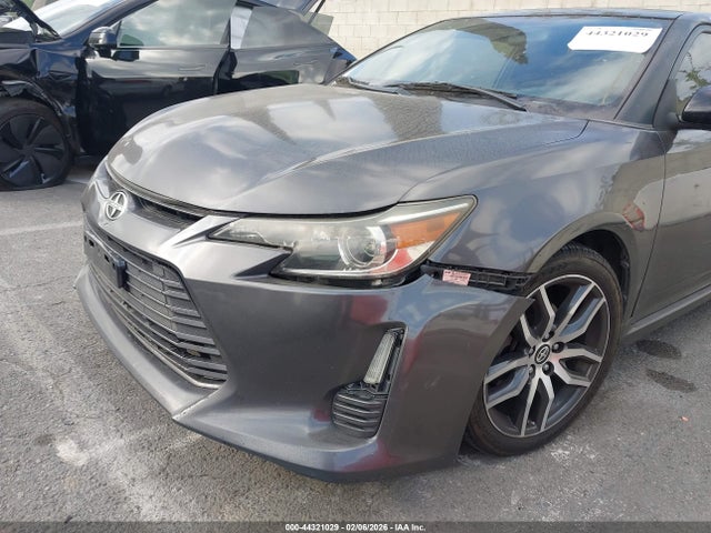 Scion TC 2016 JTKJF5C71GJ018383 Image 17
