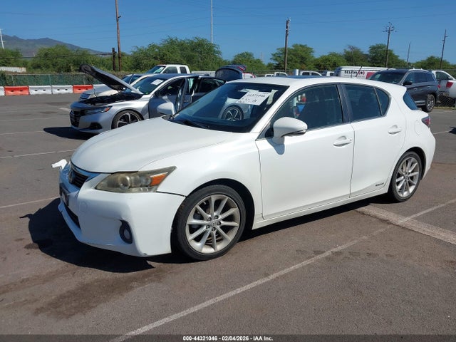 2013 LEXUS CT 200H JTHKD5BH6D2133318 Photo 1