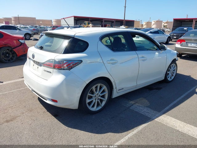 2013 LEXUS CT 200H JTHKD5BH6D2133318 Photo 3