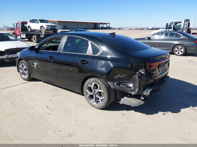44321056 :رقم المزاد ، 3KPF24AD4KE137045 vin ، 2019 Kia Forte Lxs مزاد بيع