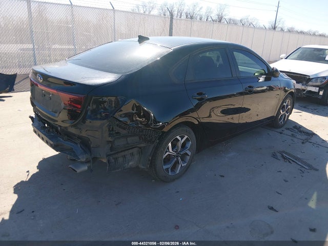 44321056 :رقم المزاد ، 3KPF24AD4KE137045 vin ، 2019 Kia Forte Lxs مزاد بيع
