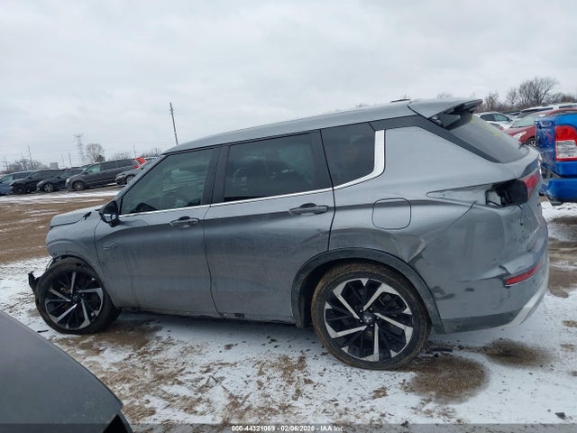 Продаж на аукціоні авто 2023 Mitsubishi Outlander Phev Ralliart S-awc/se S-awc, vin: JA4T5UA99PZ040063, номер лоту: 44321069