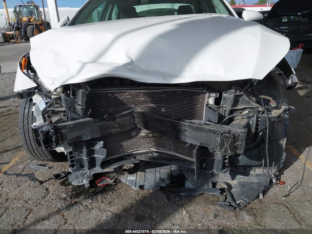 3KPF24AD1KE038943 KIA Forte Lxs