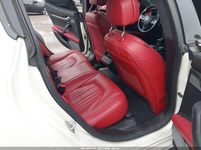 Продажа на аукционе авто 2017 Maserati Ghibli S Q4, vin: ZAM57RTL1H1227470, номер лота: 44321079