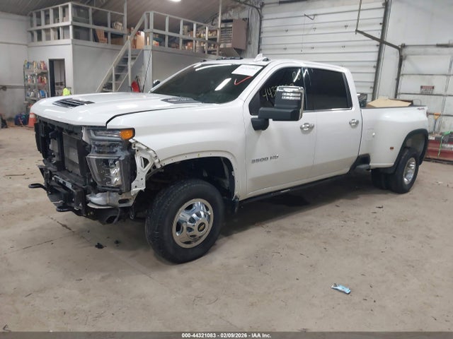 2022 CHEVROLET SILVERADO 3500HD 1GC4YUEY4NF246778 Photo 1