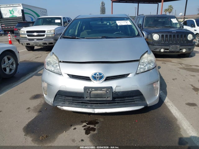 JTDKN3DU6E0385757 Toyota Prius Two