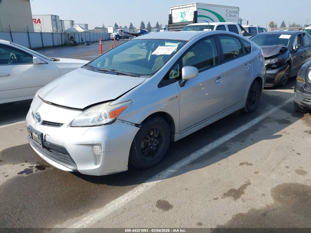 JTDKN3DU6E0385757 Toyota Prius Two