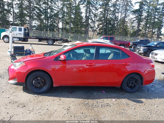 2017 Toyota Corolla Le მანქანა იყიდება აუქციონზე, vin: 5YFBURHE7HP713352, აუქციონის ნომერი: 44321095