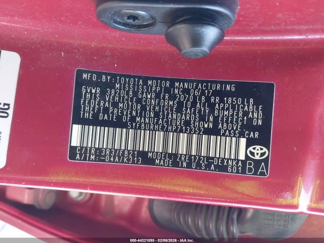 2017 Toyota Corolla Le მანქანა იყიდება აუქციონზე, vin: 5YFBURHE7HP713352, აუქციონის ნომერი: 44321095