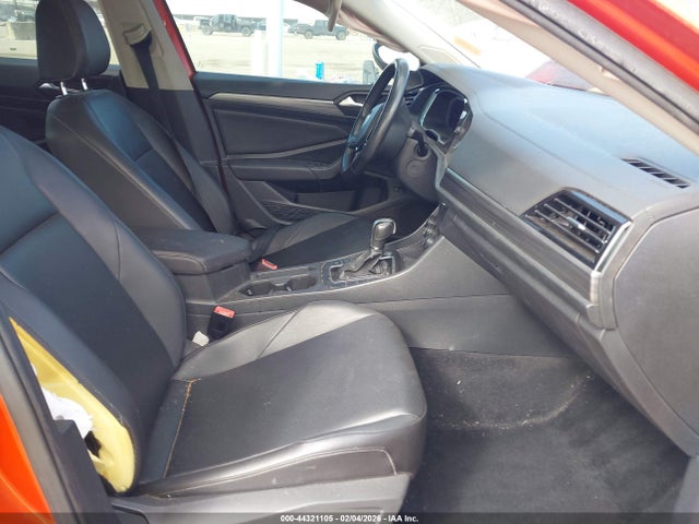 2019 VOLKSWAGEN JETTA 3VWE57BU7KM054697 Photo 4