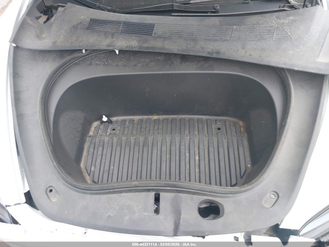 Продаж на аукціоні авто 2025 Tesla Model 3 Long Range Rear-wheel Drive/standard Rear-wheel Drive, vin: 5YJ3E1EA8SF905502, номер лоту: 44321114