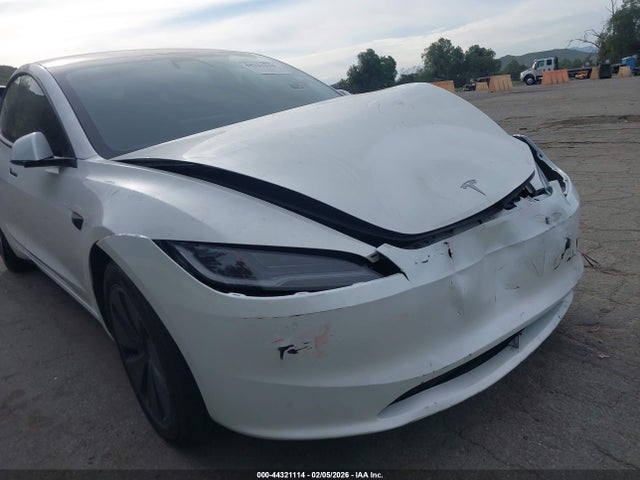 Продаж на аукціоні авто 2025 Tesla Model 3 Long Range Rear-wheel Drive/standard Rear-wheel Drive, vin: 5YJ3E1EA8SF905502, номер лоту: 44321114