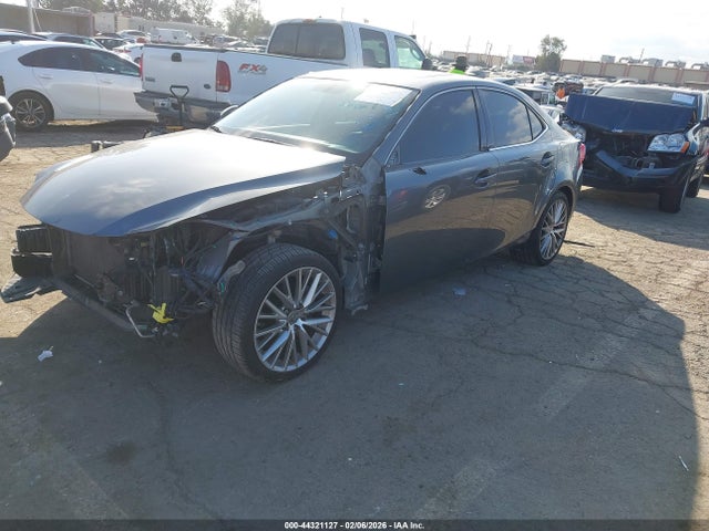 Lexus IS 250 2015 JTHBF1D21F5046455 Image 2