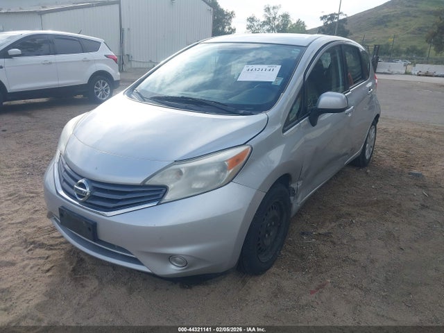 Nissan Versa Note S (sr)/s Plus/sv 2014 3N1CE2CP8EL417446 Image 2