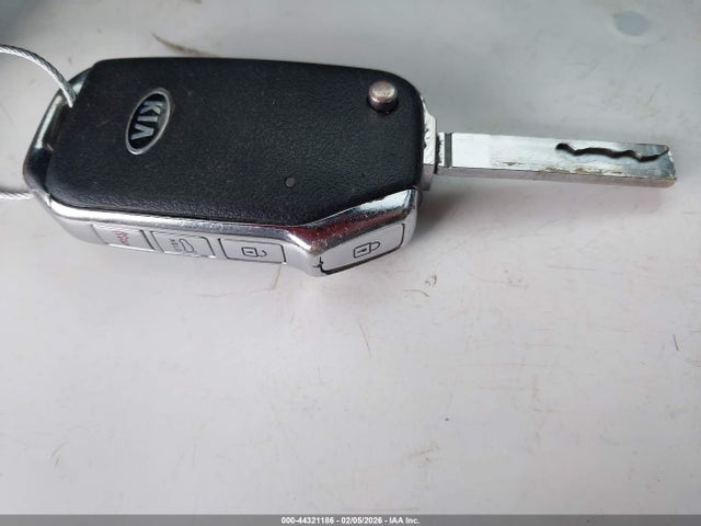 3KPF24AD3KE115344 KIA Forte Lxs