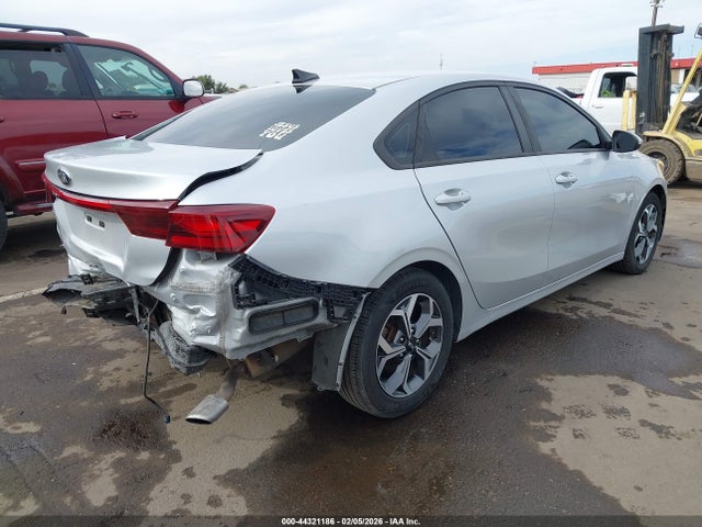 3KPF24AD3KE115344 KIA Forte Lxs