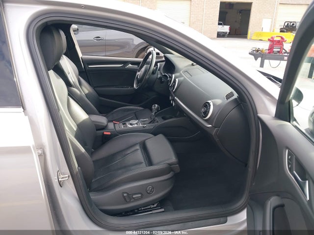 2016 AUDI A3 WAUC7GFF7G1019269 Photo 4