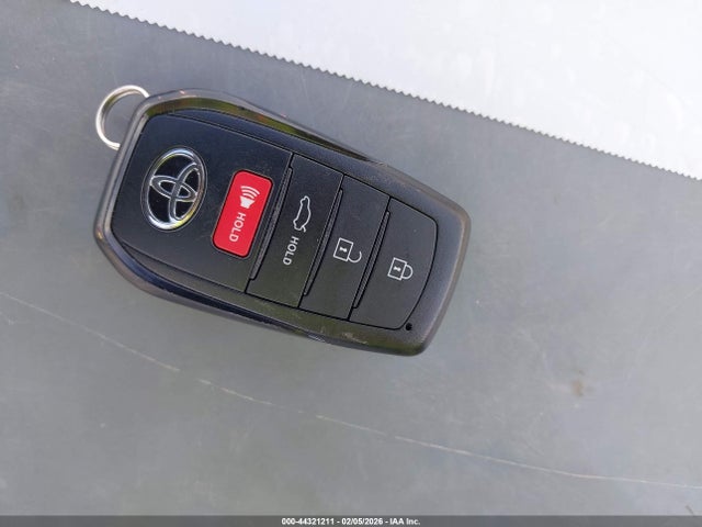 4T1DAACKXSU537077 Toyota CAMRY SE