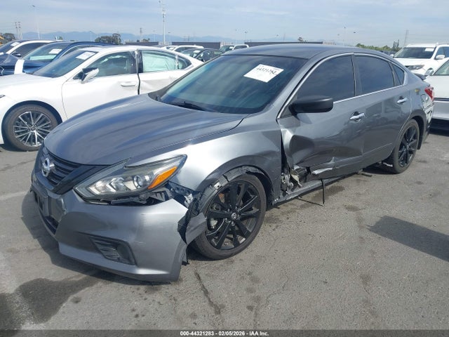 1N4AL3AP3JC297683 Nissan Altima 2.5 Sr