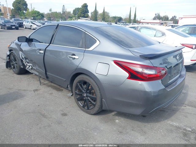 1N4AL3AP3JC297683 Nissan Altima 2.5 Sr