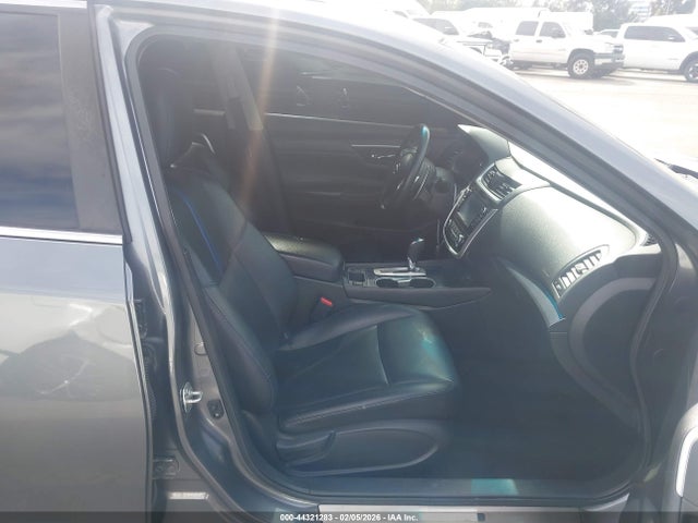 1N4AL3AP3JC297683 Nissan Altima 2.5 Sr