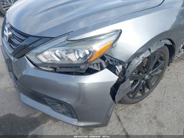 1N4AL3AP3JC297683 Nissan Altima 2.5 Sr