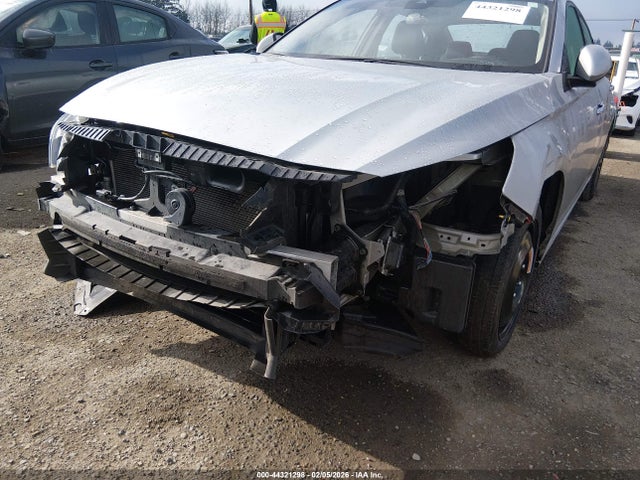 1N4BL4DV2PN365196 Nissan Altima Sv Fwd