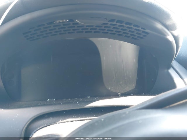 2016 JAGUAR XJ SAJWJ1CD0G8V92072 Photo 6