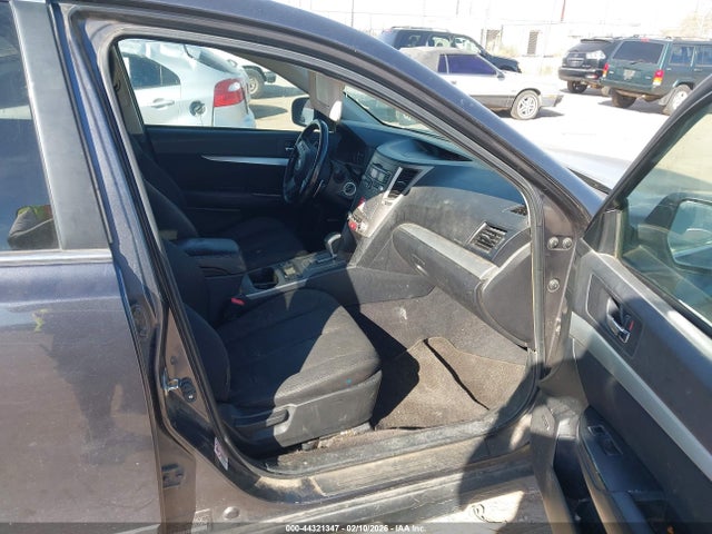 44321347 :رقم المزاد ، 4S4BRBFC7A3329169 vin ، 2010 Subaru Outback 2.5i Premium مزاد بيع