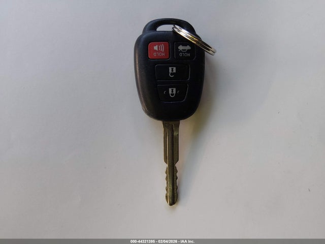 4T1BF1FKXGU189521 Toyota CAMRY SE