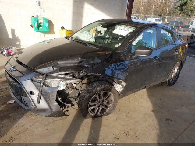 3MYDLBYVXHY183088 Toyota YARIS IA
