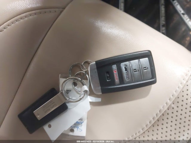 44321423 :رقم المزاد ، 5J8TC2H59LL001636 vin ، 2020 Acura Rdx Technology Package مزاد بيع